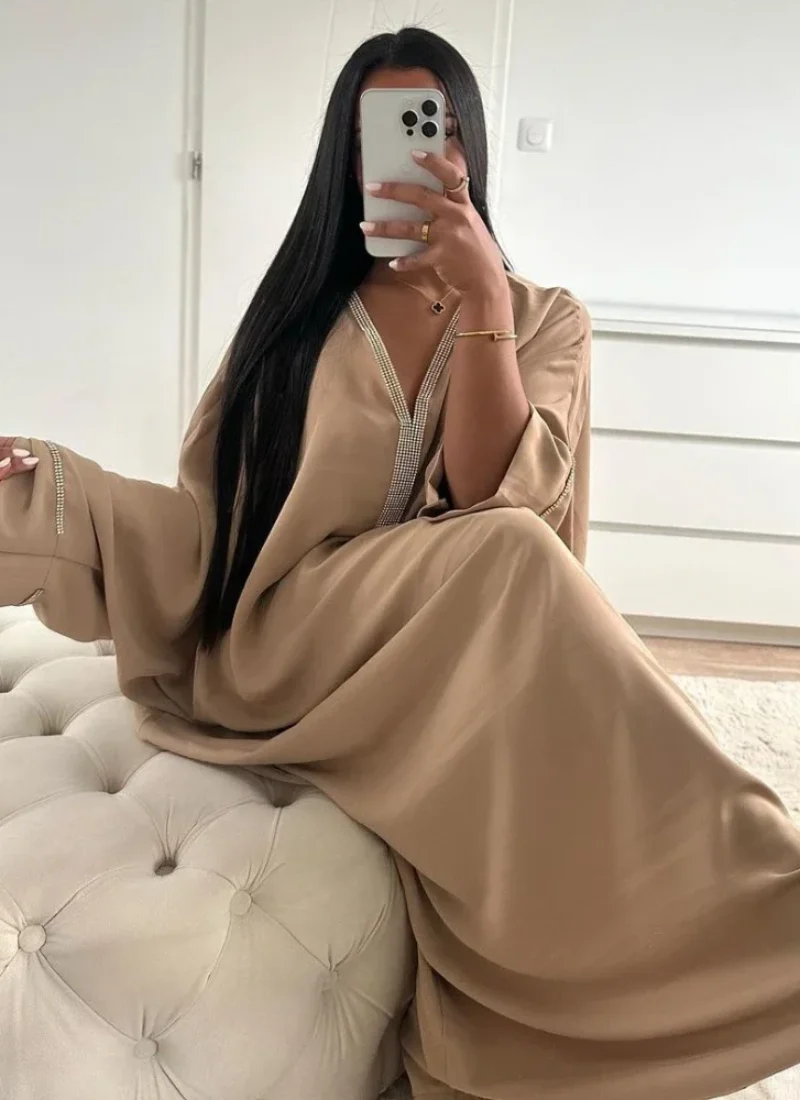 Caftan Abaya, Satin pour la Eid